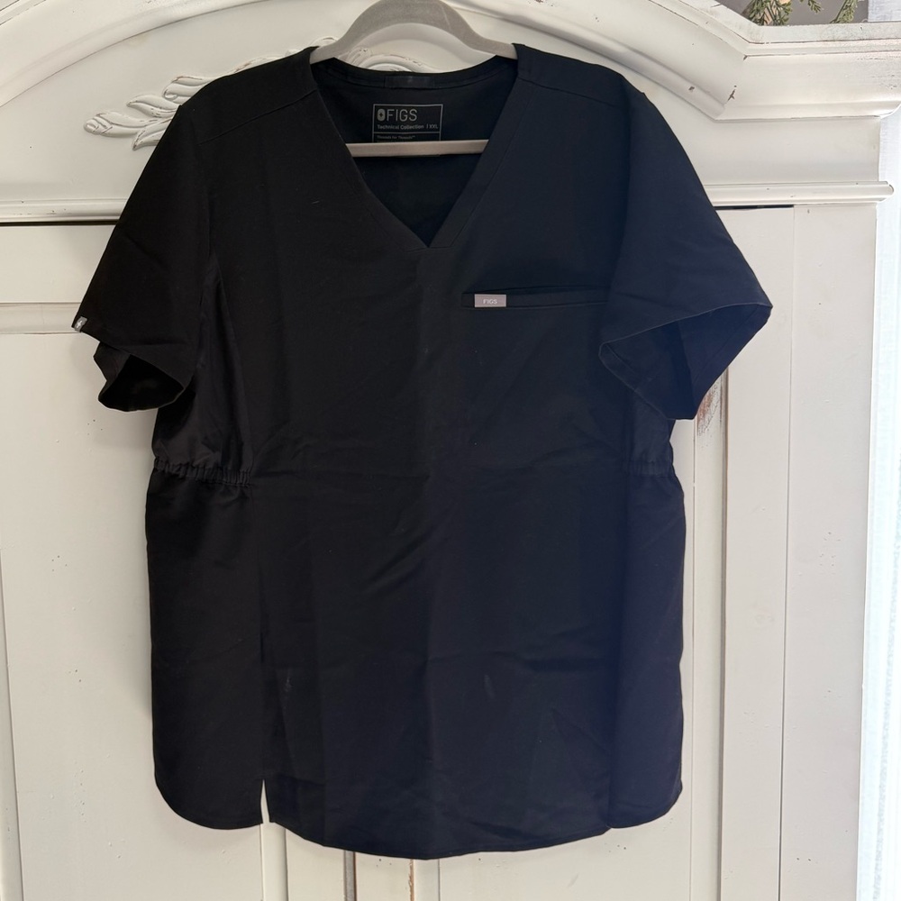 FIGS Maternity Scrub Top
